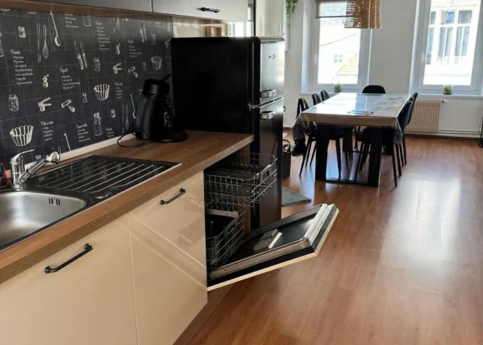 Le Coup De C\'Heurt Duplex 100M De La Mer 8 Personnes